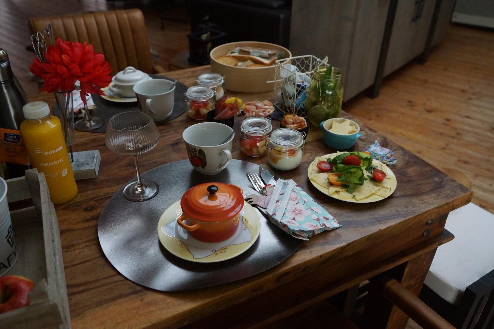 Bed And Breakfast Unique Enschede Luaran gambar